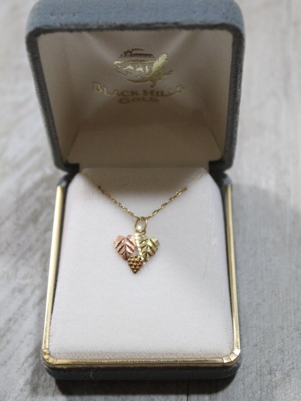Vintage Black Hills 10K Gold  Leaves and Grape Cluster Necklace